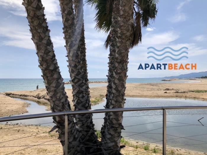 Apartamento ApartBeach MARINA PLAYA Climatizado Piscina y Parking Cambrils Exterior foto