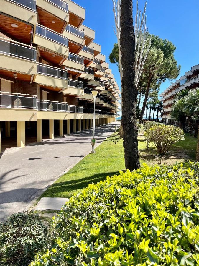 Apartamento ApartBeach MARINA PLAYA Climatizado Piscina y Parking Cambrils Exterior foto